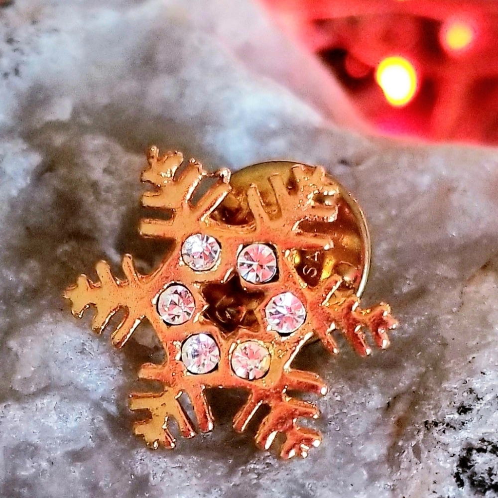 ❄ Snowflake Pin Crystal Embellished Made In USA Vintage